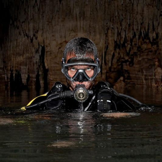 Tusa Visio Pro Mask code M-110SQBCR